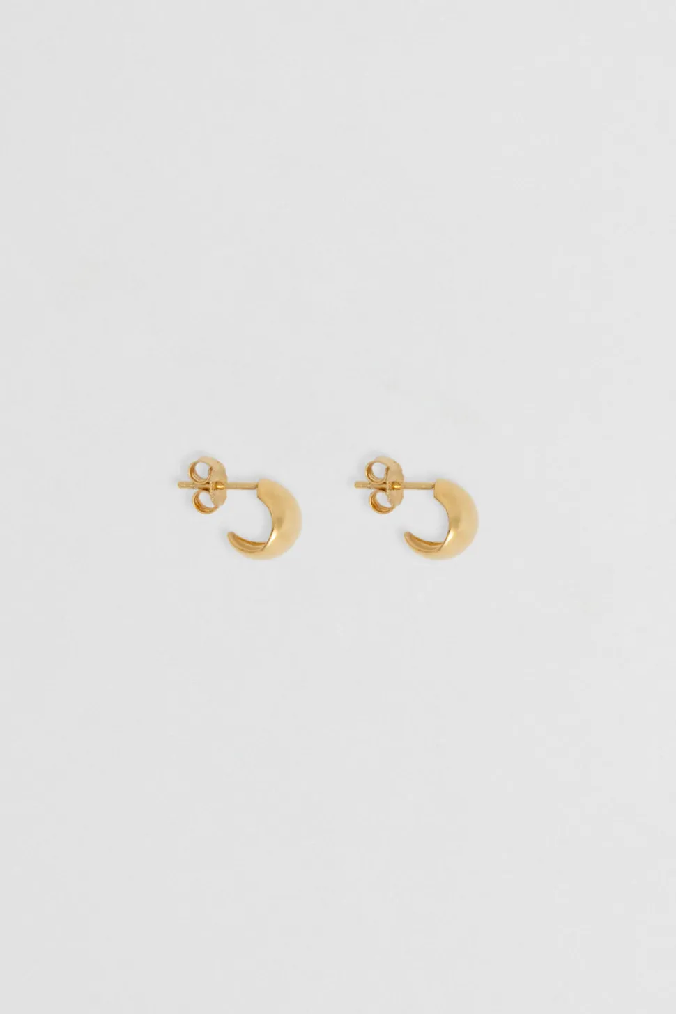 Nina Gordon 'Fold Hoops Small' - Gold Store