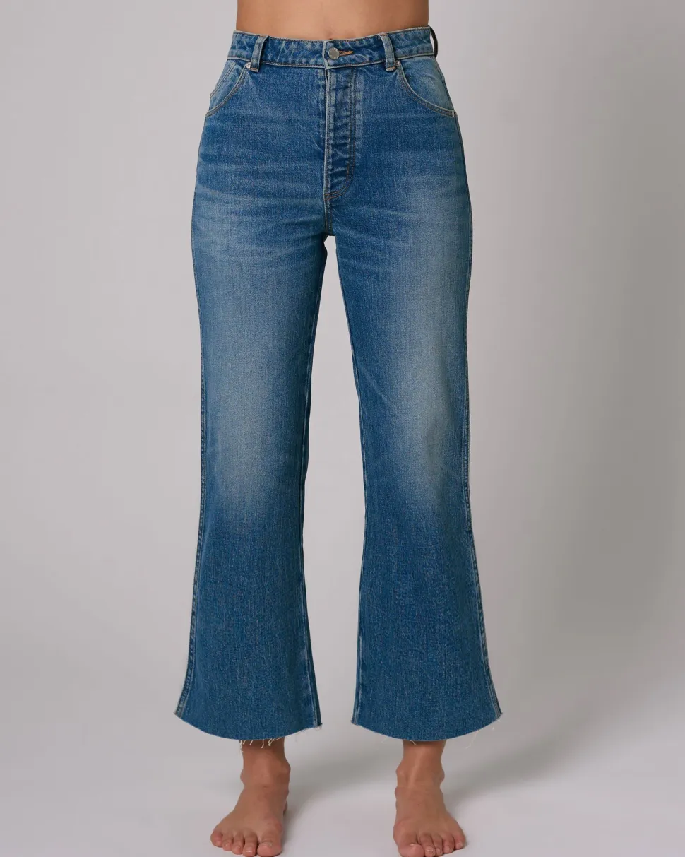 Rolla's 'Classic Flare Crop Seattle' - Vintage Blue Best