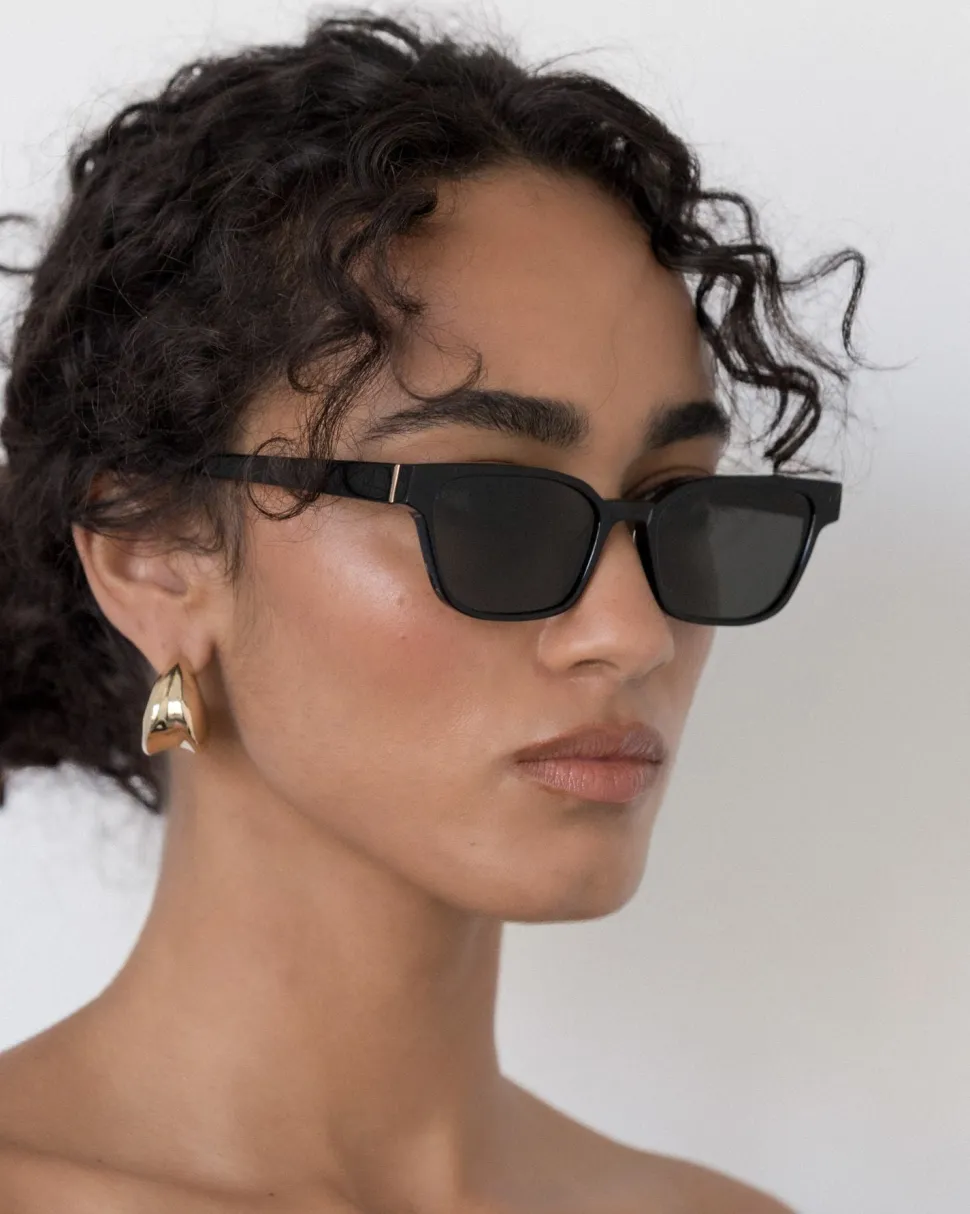 Velvet Canyon 'The Visionary' Sunglasses - Black Outlet